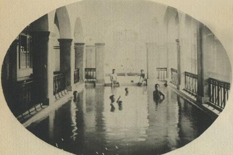 Giapponese Ofuro Hot Tub Resort