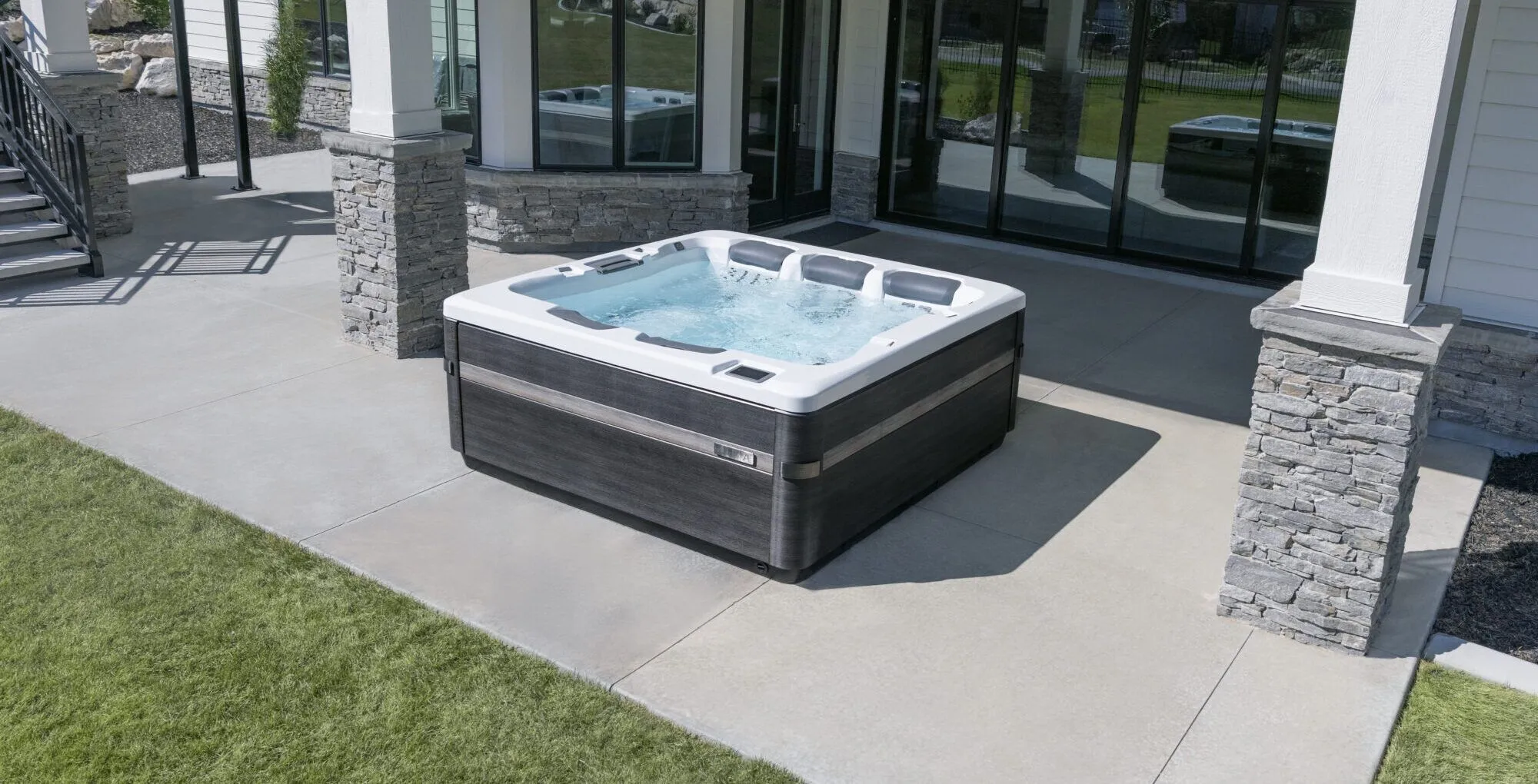 ヤ*ロ様 ◆【 USA製】 97年 パタゴニア アクアパック 雪無し ヒップボル Movable Spa | Hydrotherapy Hot Tubs | Bullfrog Spas