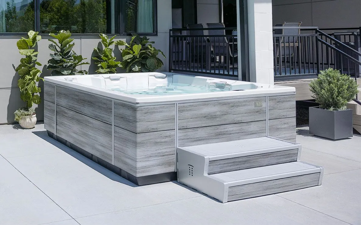 ヤ*ロ様 ◆【 USA製】 97年 パタゴニア アクアパック 雪無し ヒップボル Movable Spa | Hydrotherapy Hot Tubs | Bullfrog Spas