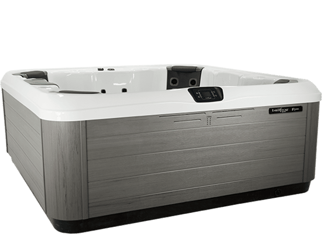 Model R8 Hot Tub by Bullfrog Spas