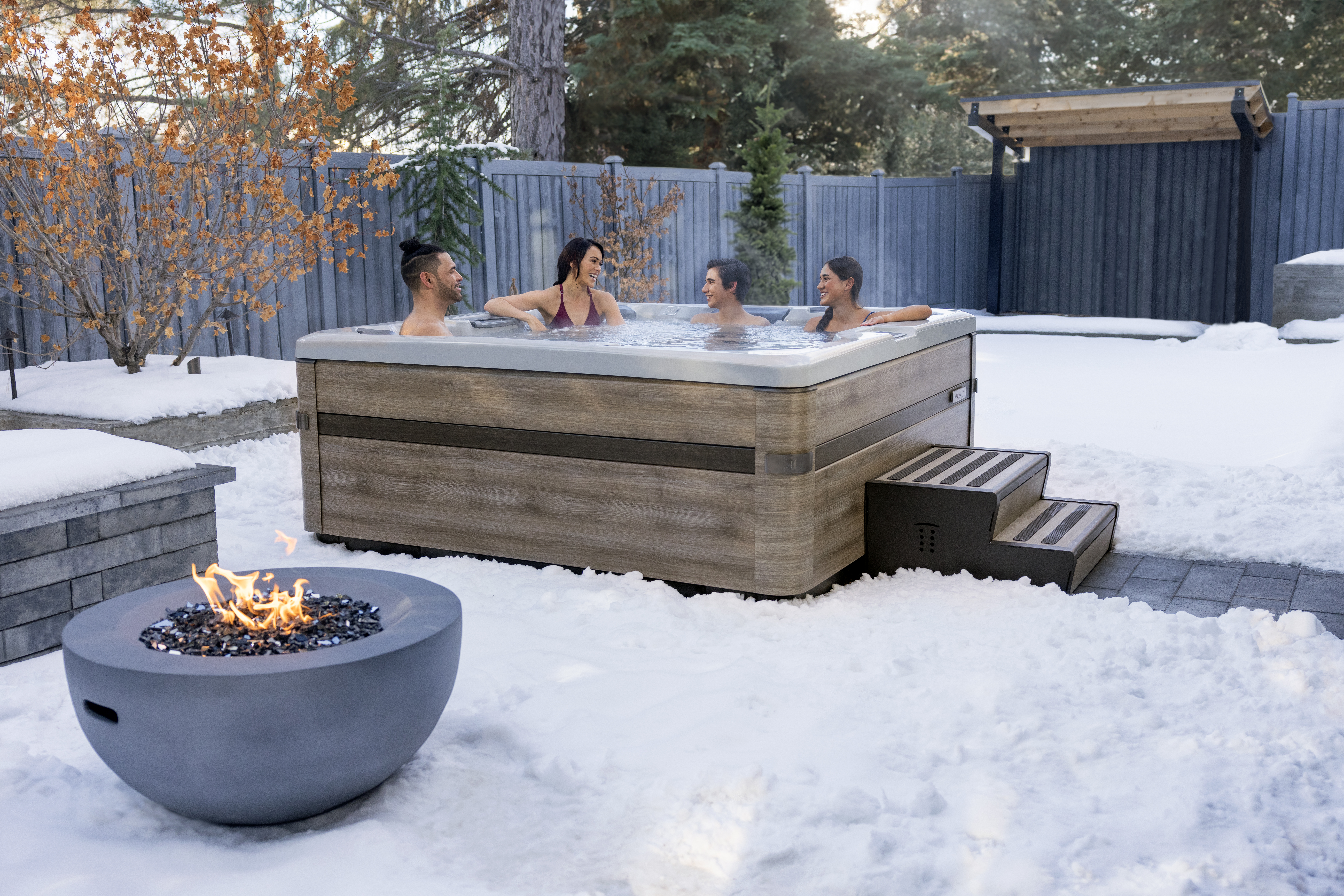 people hot tubbing in winter