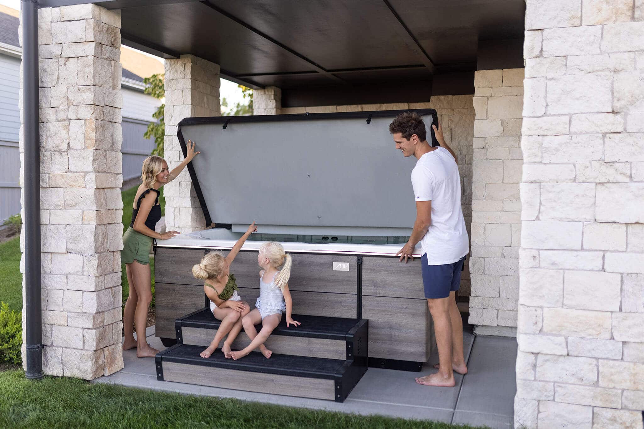 hot tub cover lifter