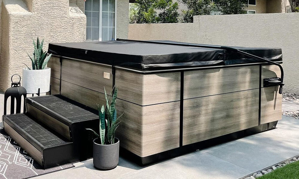 backyard hot tub patio