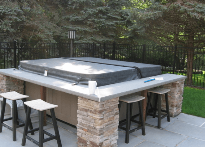 Awesome Idea - Hot Tub with Bar Surround