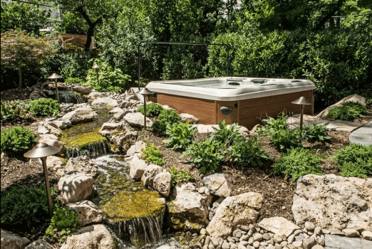 Beautiful Hot Tub in the Garden
