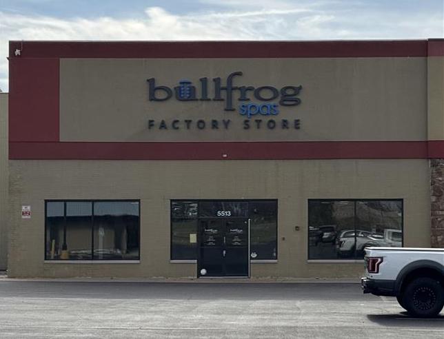 Bullfrog Spas Factory Store Rockford, IL